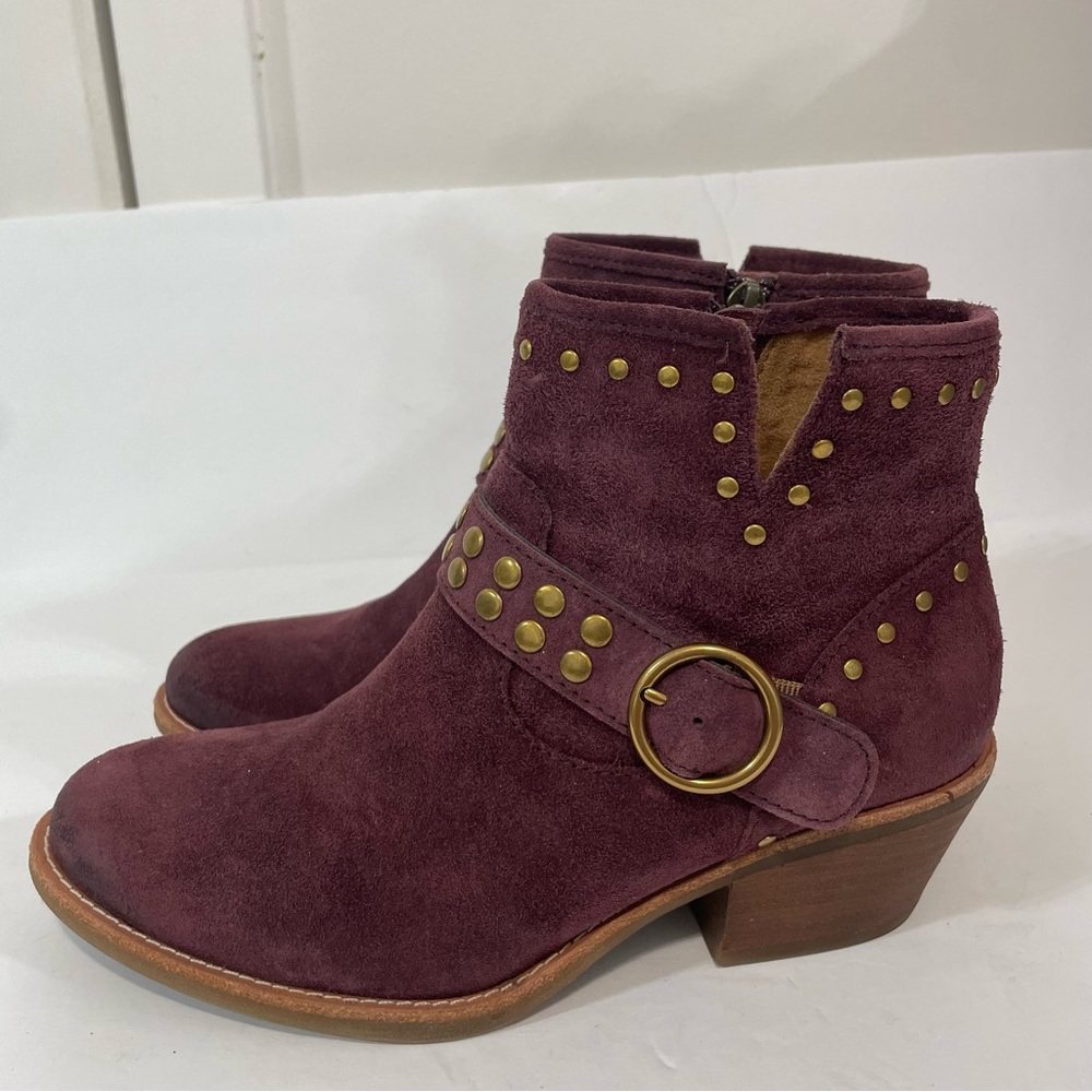 Sofft Allene II Rustic Red Suede Gold Studs Fall Western Ankle Booties Size 7.5 - Picture 6 of 11
